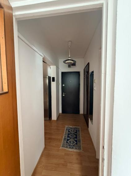 Apartament cu 2 camere decomandat în Colentina