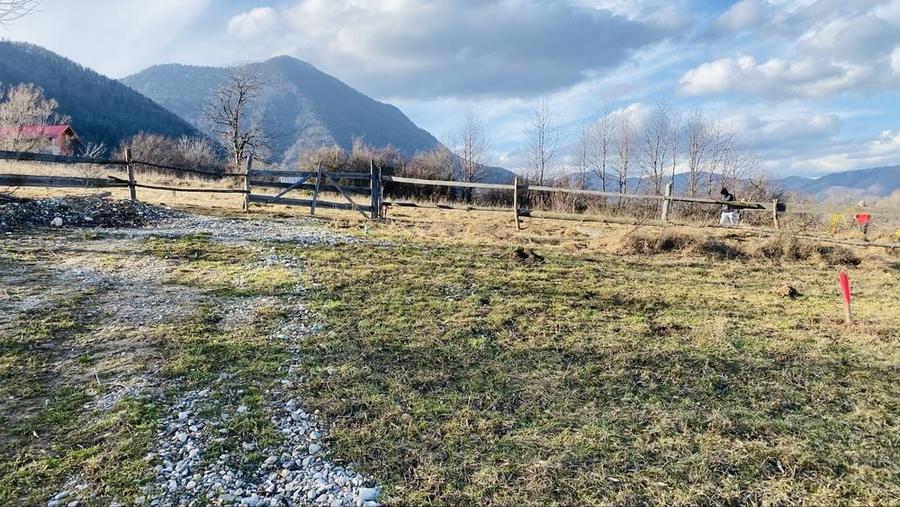 Teren de 480 mp, în Predeluț