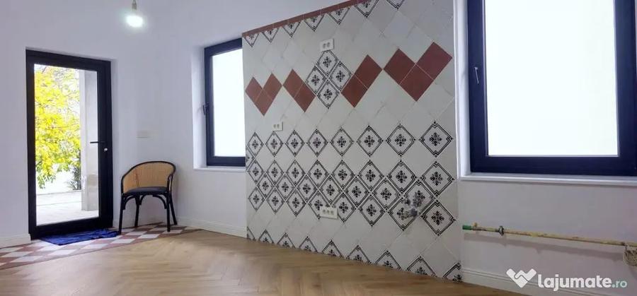 Casă cu 2 camere cu Teren 200 Mp în Central
