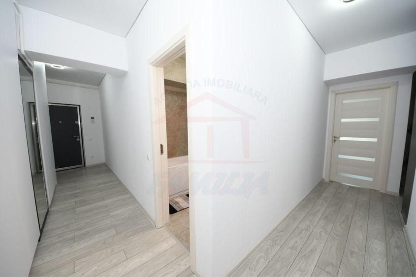 Apartament cu 3 camere decomandat, mobilat în Țiglina 1
