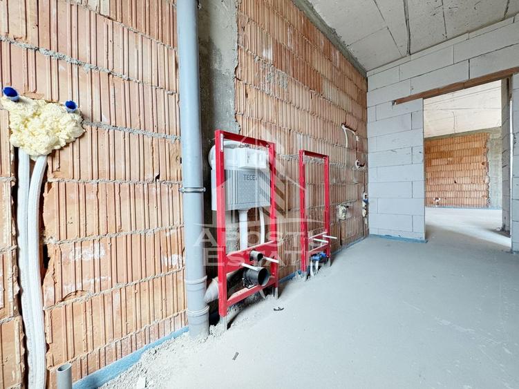 Apartament cu 2 camere semidecomandat în Giroc