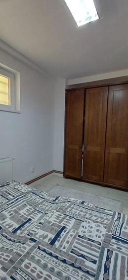 Apartament cu 2 camere semidecomandat în Traian