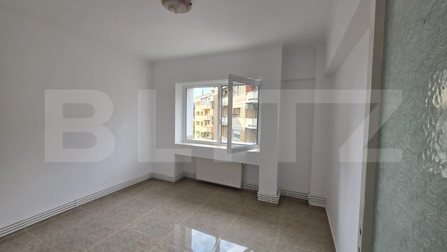 Apartament 2 camere, 52 mp, zona Ultracentral - 2