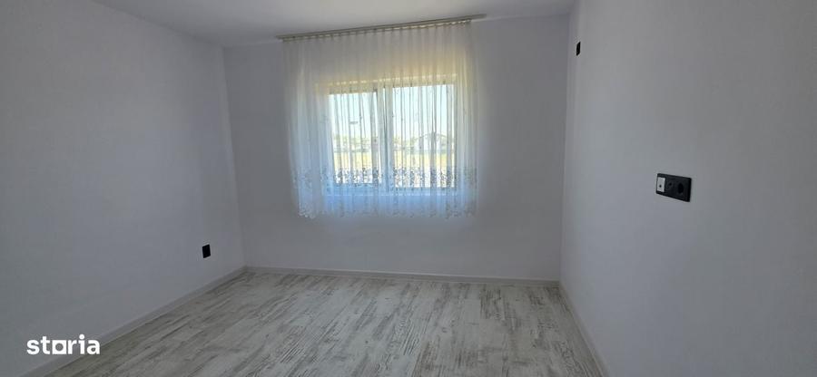 Clinceni Ciocarliei casa single parter 3 camere, 105.000 eur - 8