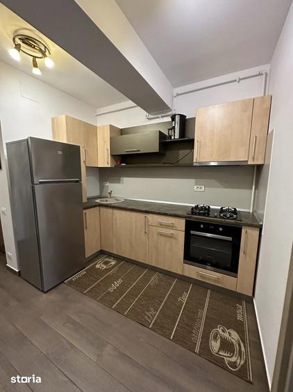 Unirii Garsoniera Bloc Nou cu balcon + prox. metrou - 1