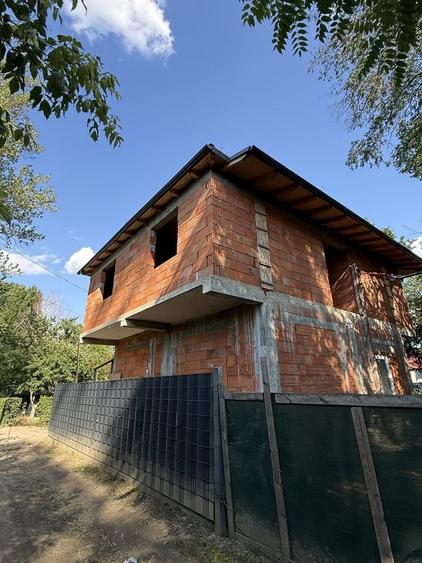 Casă cu 4 camere în 3 Insule