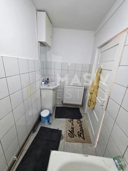 Casă individuală cu 3 camere cu Canalizare în Central