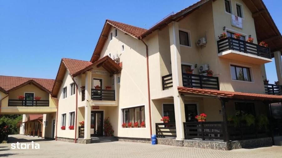 Spațiu comercial, de 3,700 mp, în Central