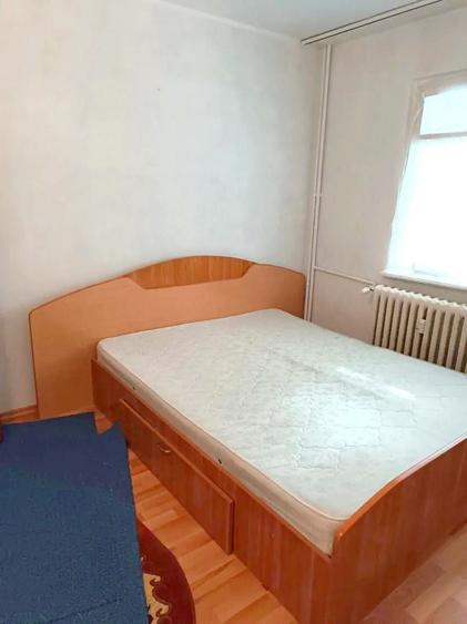 Apartament cu 2 camere decomandat, mobilat în Micro 13