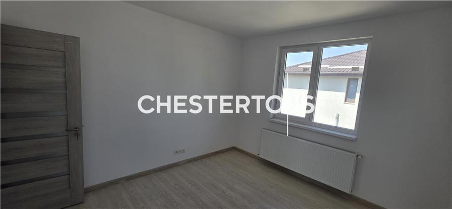 Casă individuală cu 5 camere cu Teren 250 Mp în Domnești