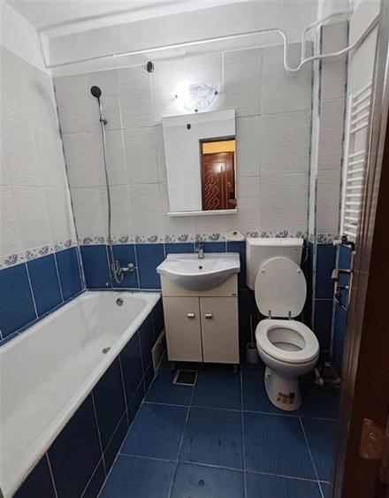 Garsonieră decomandată în Nicolina