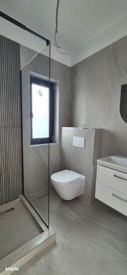 Casă cu 4 camere cu Teren 350 Mp în Clinceni