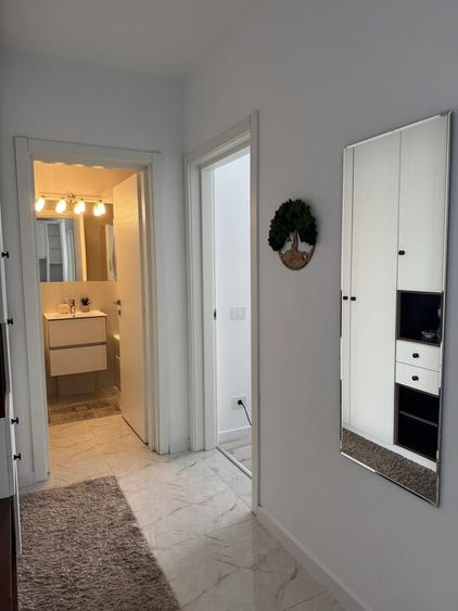 Apartament cu 2 camere decomandat în Exterior Vest