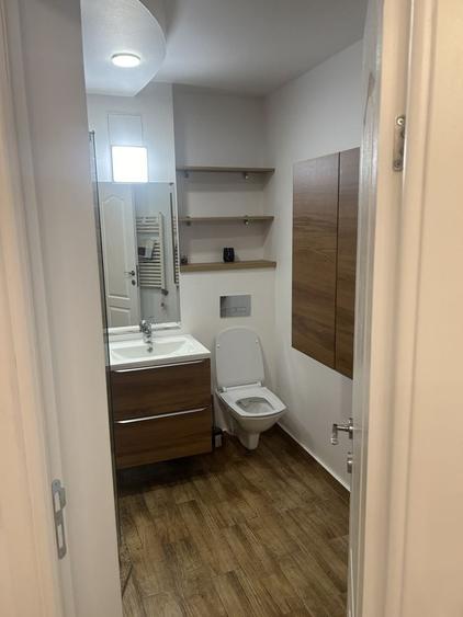 Apartament cu 3 camere decomandat în Ultracentral
