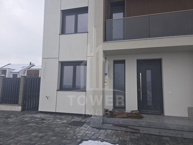 Duplex cu 5 camere cu Canalizare în Arhitecților - Calea Cisnădiei