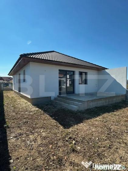 Casă cu 3 camere cu Teren 300 Mp în Odoreu
