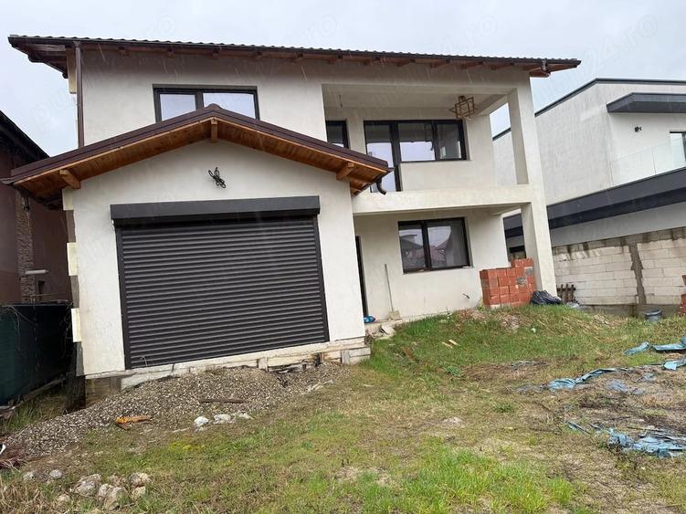 Casă cu Teren 670 Mp în Bucov