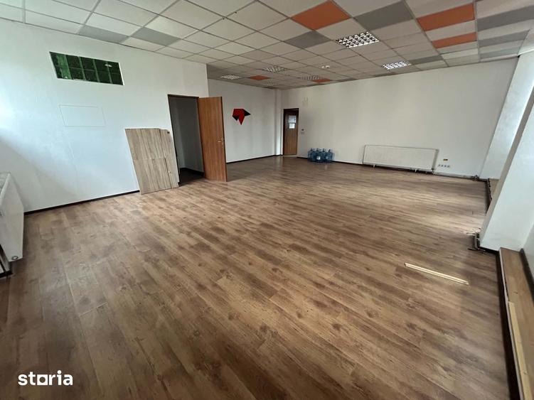Spațiu comercial, de 147 mp, în Est