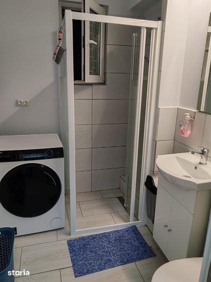 Apartament cu 2 camere semidecomandat în Obor