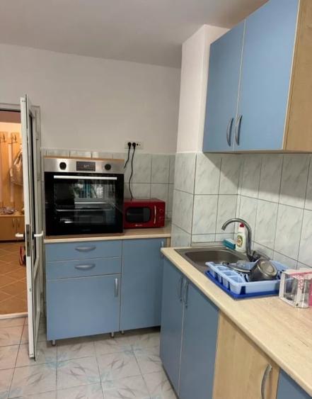 Apartament cu 2 camere decomandat, mobilat în City Park Mall