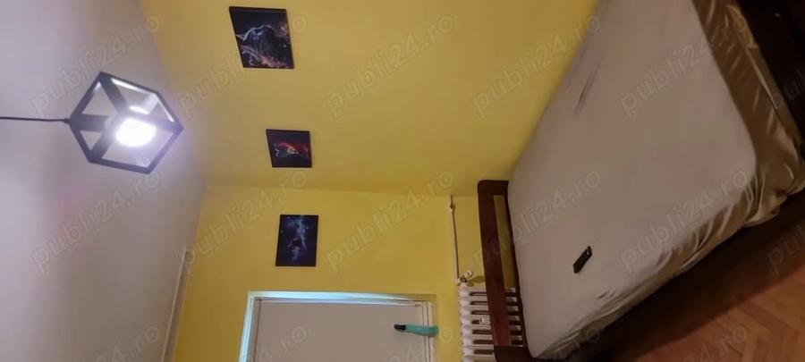 Garsonieră decomandată în Central