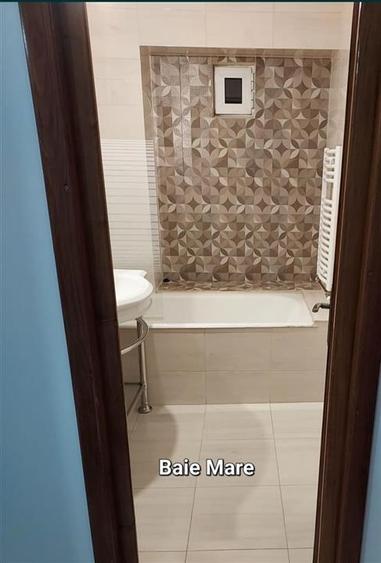 Apartament cu 3 camere decomandat în Păcurari