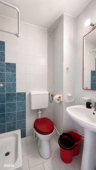 Apartament cu 4 camere decomandat în Lunei
