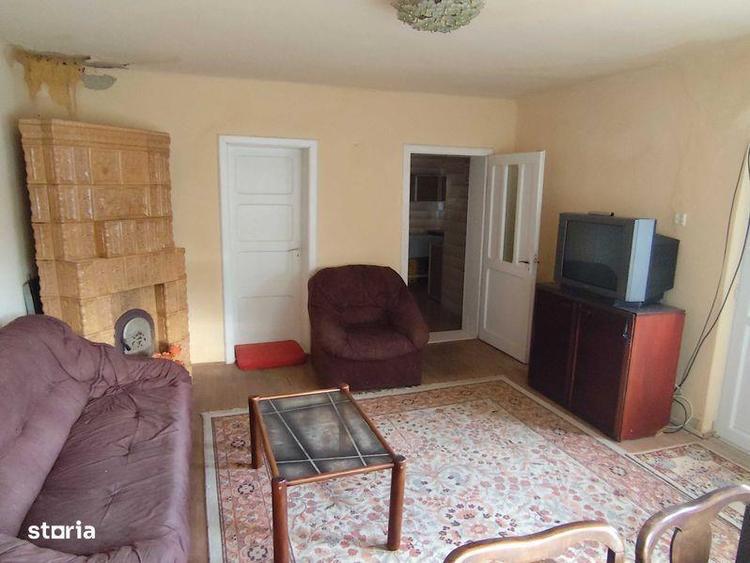 Casă cu 4 camere cu Teren 80 Mp în Valea