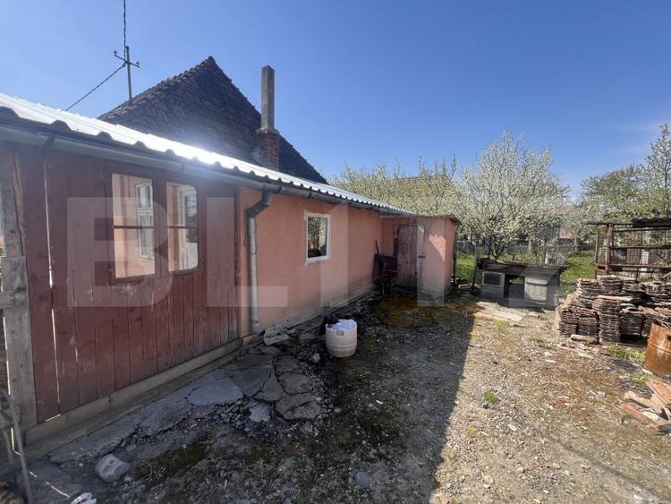 Casă individuală cu 3 camere cu Canalizare în Dileu Nou