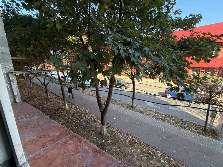 Garsonieră decomandată în Milcov