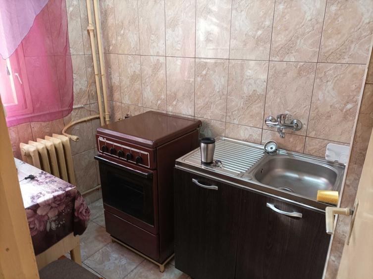 Garsonieră semidecomandată în Cornești