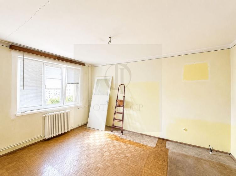 Apartament cu 2 camere decomandat în Central