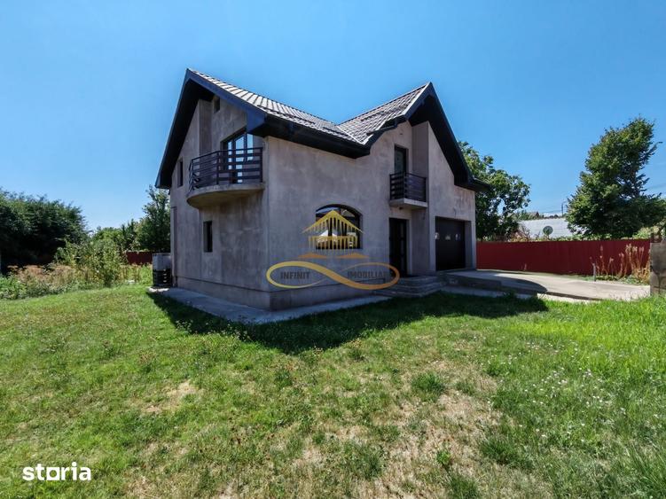 Casă cu 4 camere cu Teren 1009 Mp în Răcăciuni