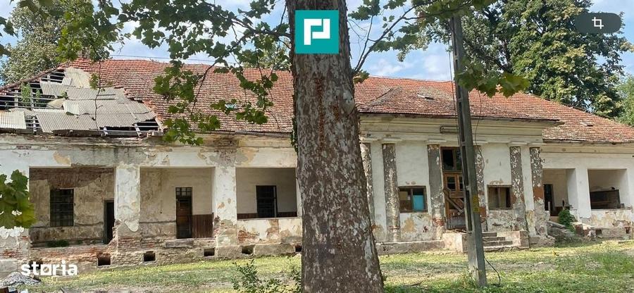 Casă cu 4 camere în Jupani