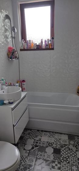 Apartament cu 2 camere decomandat în Primăverii