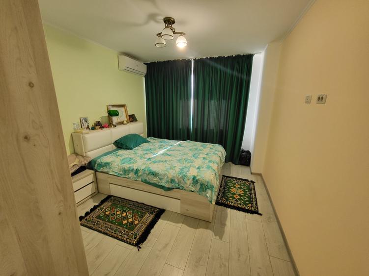 Apartament cu 3 camere decomandat în Calea Romanului