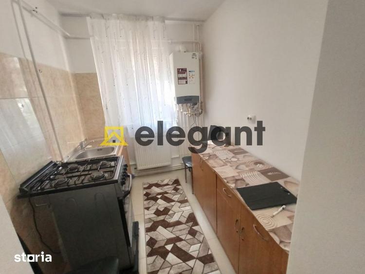 Apartament cu 2 camere semidecomandat, mobilat în Craiovița Nouă