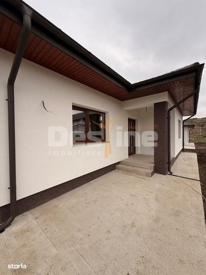 Casă cu 4 camere în Chicerea