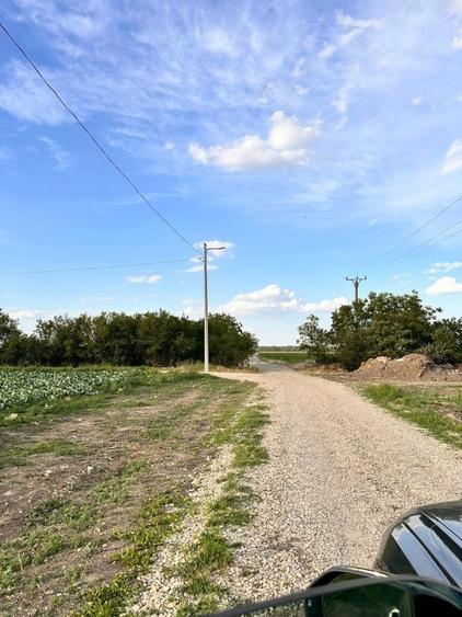 Teren Construcții intravilan de 9100 mp, în Răcari