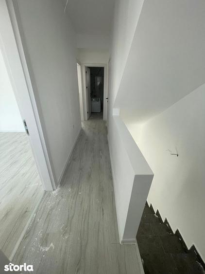 Casă cu 3 camere cu Teren 180 Mp în Central