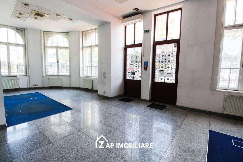 Birou, de 214.5299987793 mp, în Ultracentral
