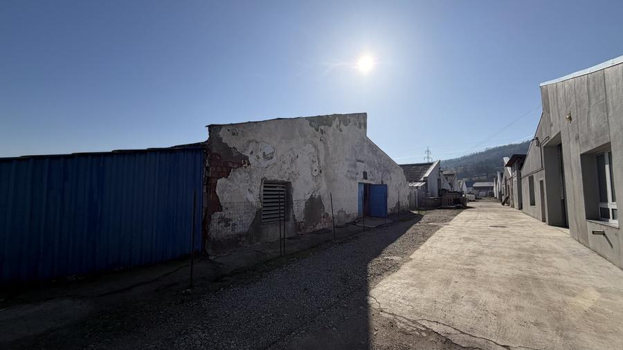 Spațiu industrial, de 729 mp, în Beclean