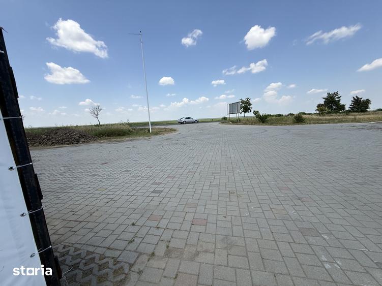 Spațiu comercial, de 30,000 mp, în Ghimpați