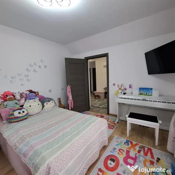 Casă cu 4 camere cu Teren 360 Mp în Sud