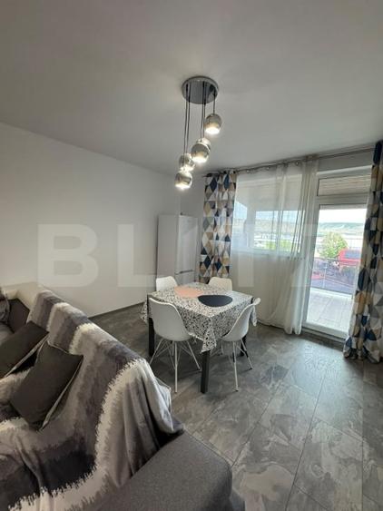 Apartament cu 2 camere semidecomandat, mobilat în Florești