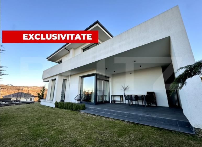 Casă individuală cu 5 camere cu Garaj în Sălicea
