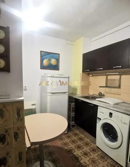 Garsonieră decomandată, mobilată în Alba Iulia