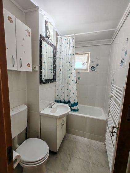 Apartament cu 2 camere decomandat în Drumul Carului