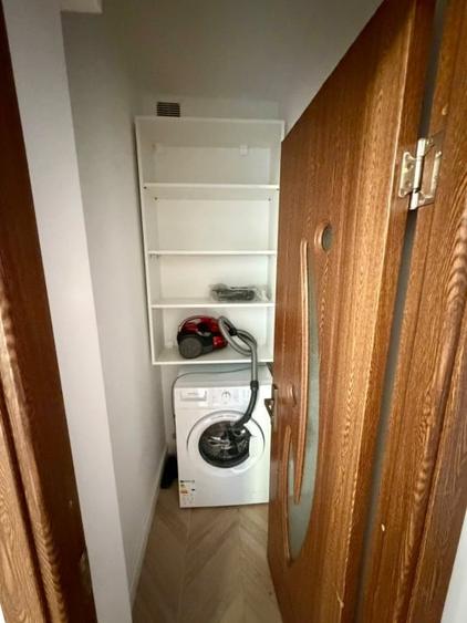 Apartament cu 3 camere decomandat, mobilat în Ultracentral