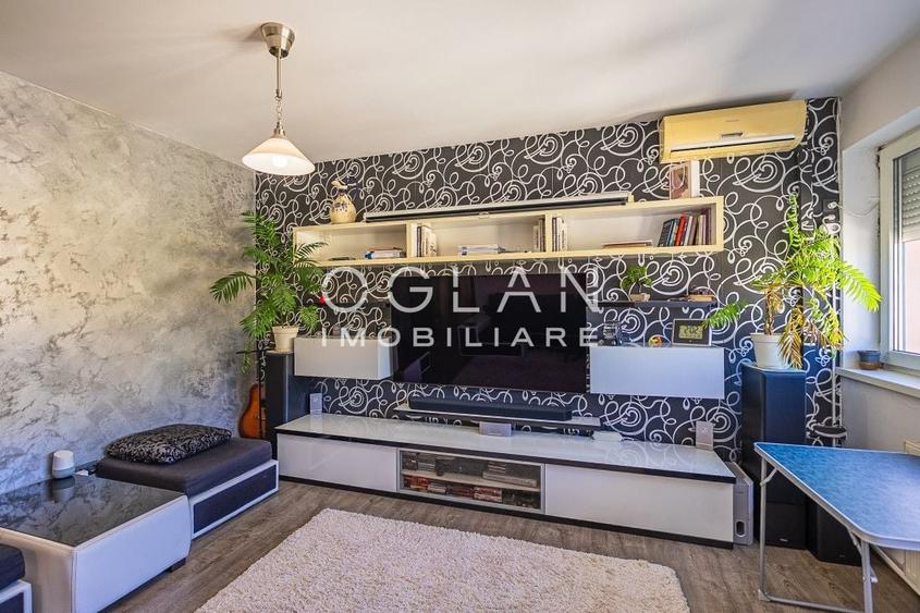 Apartament cu 3 camere decomandat, mobilat în Terezian